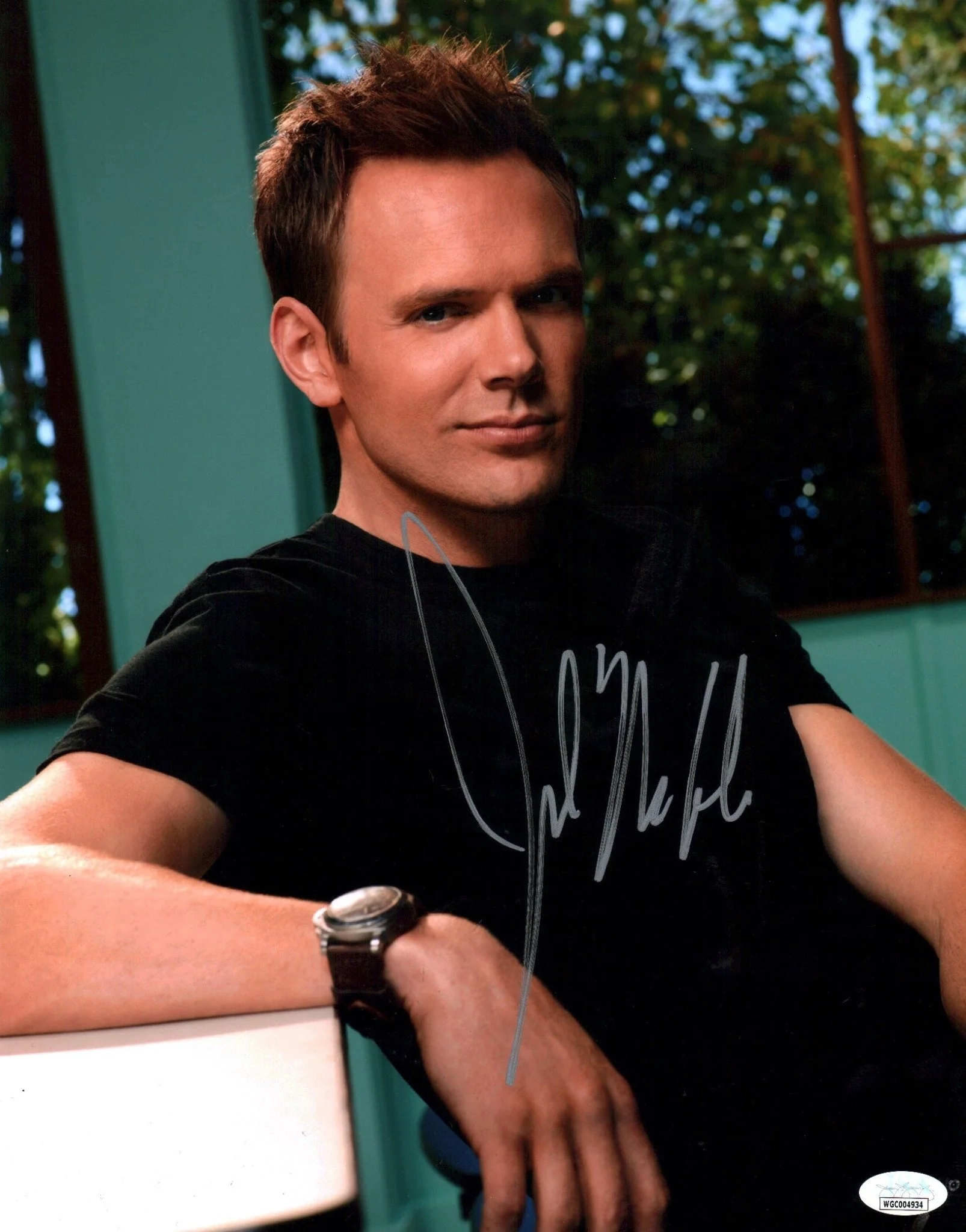 Joel McHale 11X14 Signed Photo Poster Autograph JSA Certified Autograph