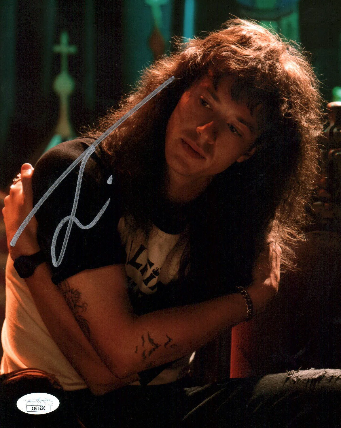 Joseph Quinn Stranger Things 8x10 Signed Photo JSA Certified Autograph