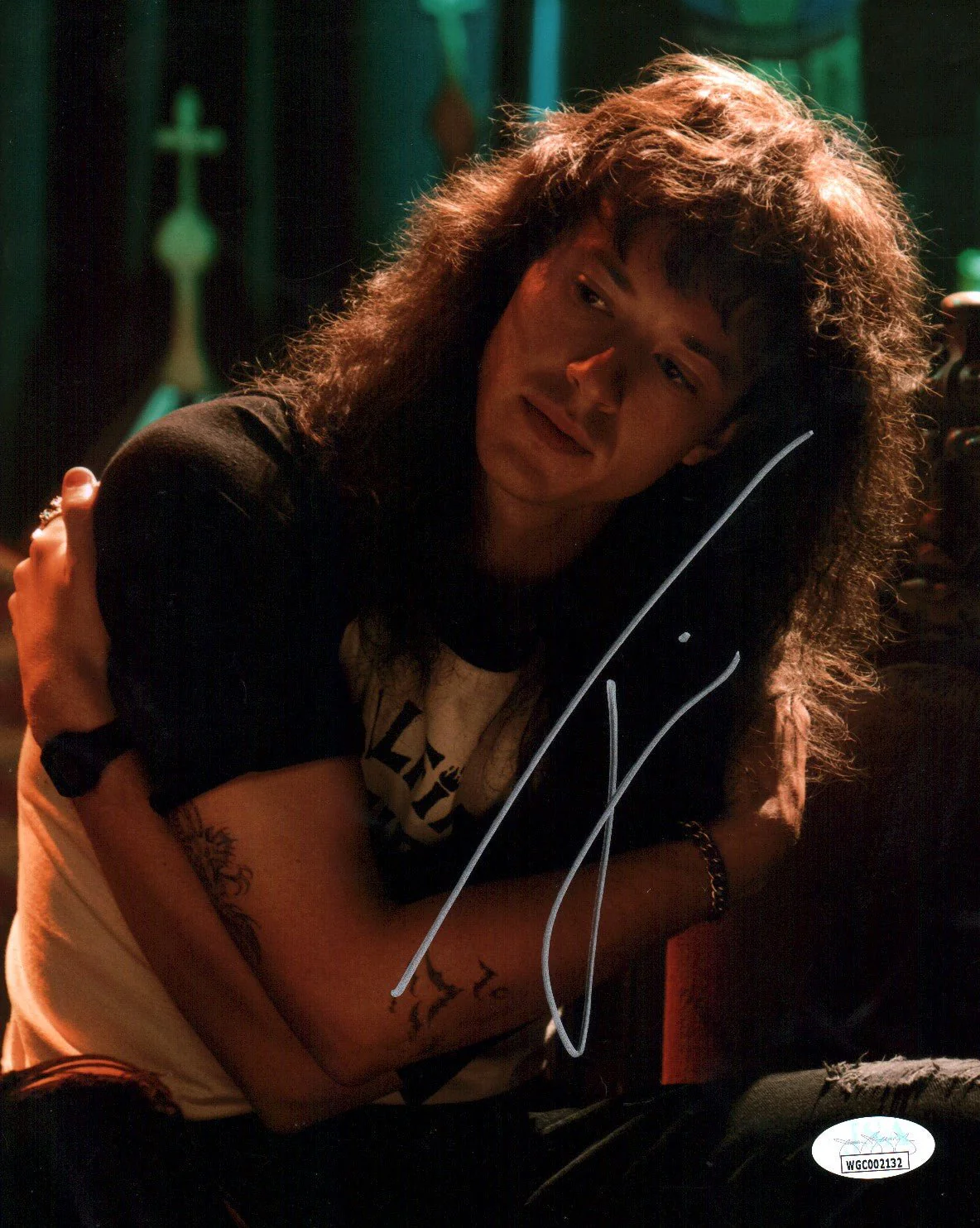 Joseph Quinn Stranger Things 8x10 Signed Photo JSA Certified Autograph - Image 2