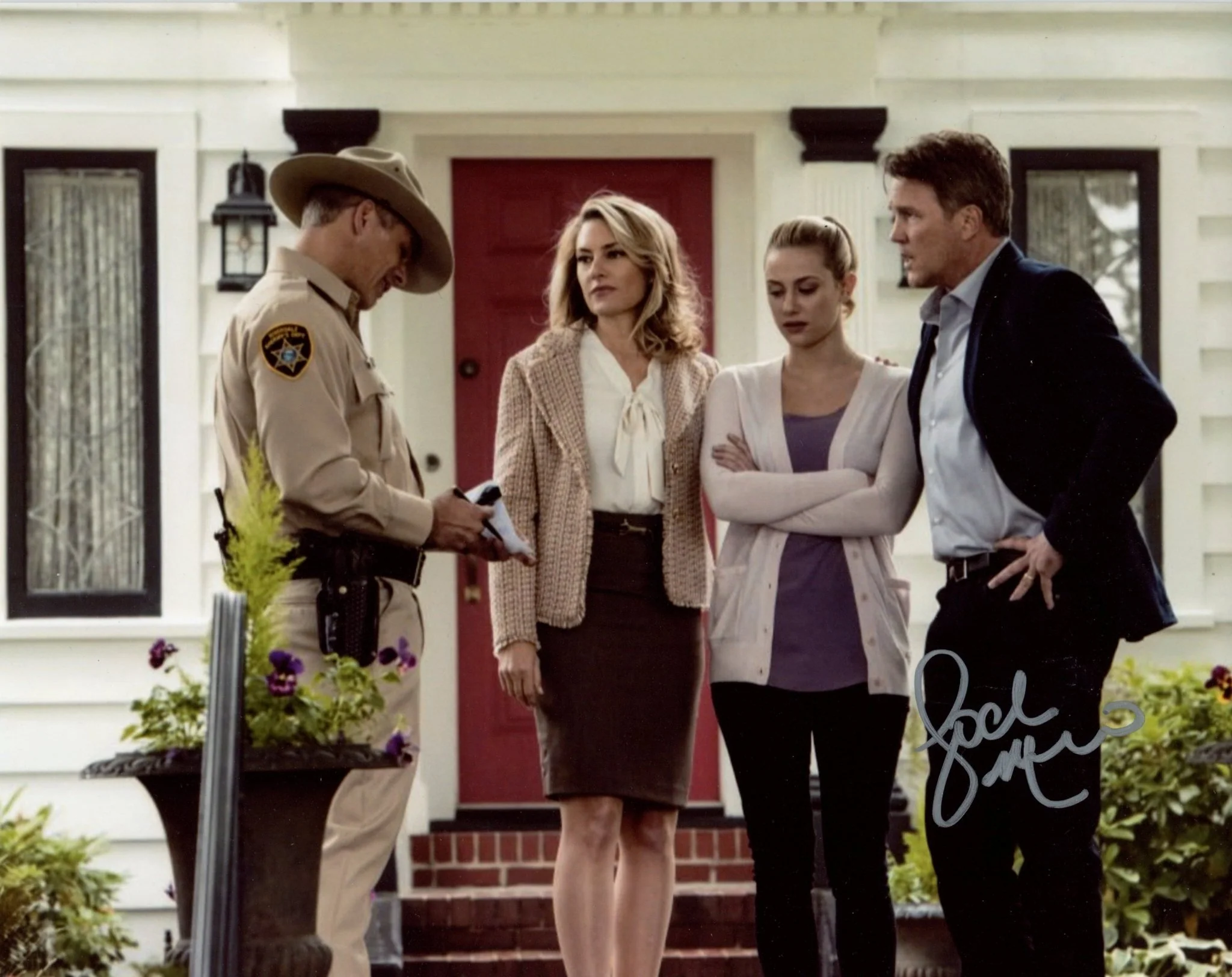 Lochlyn Munro Riverdale 8x10 Signed Photo JSA Certified Autograph