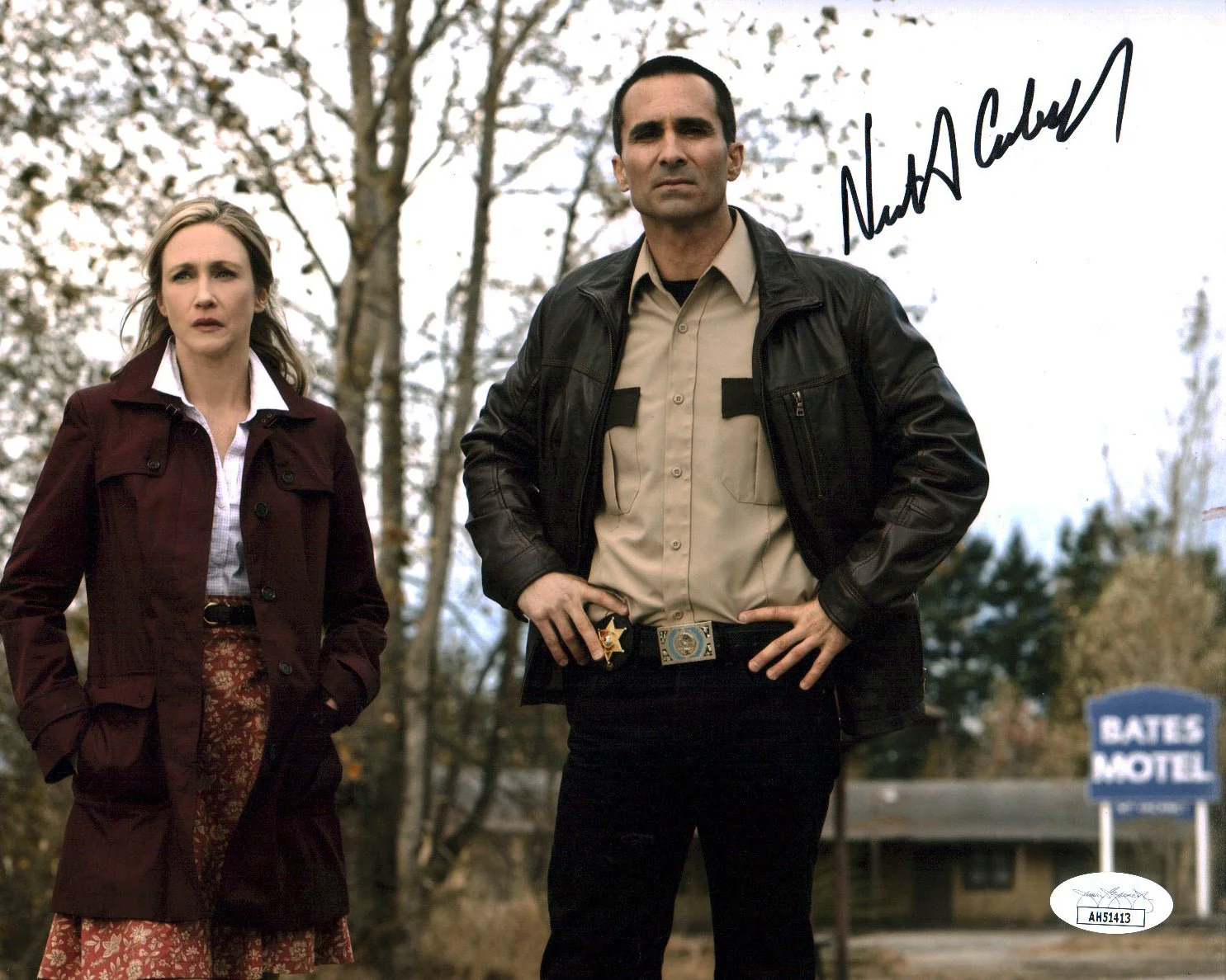 Nestor Carbonell Bates Motel 8x10 Signed Photo JSA Certified Autograph
