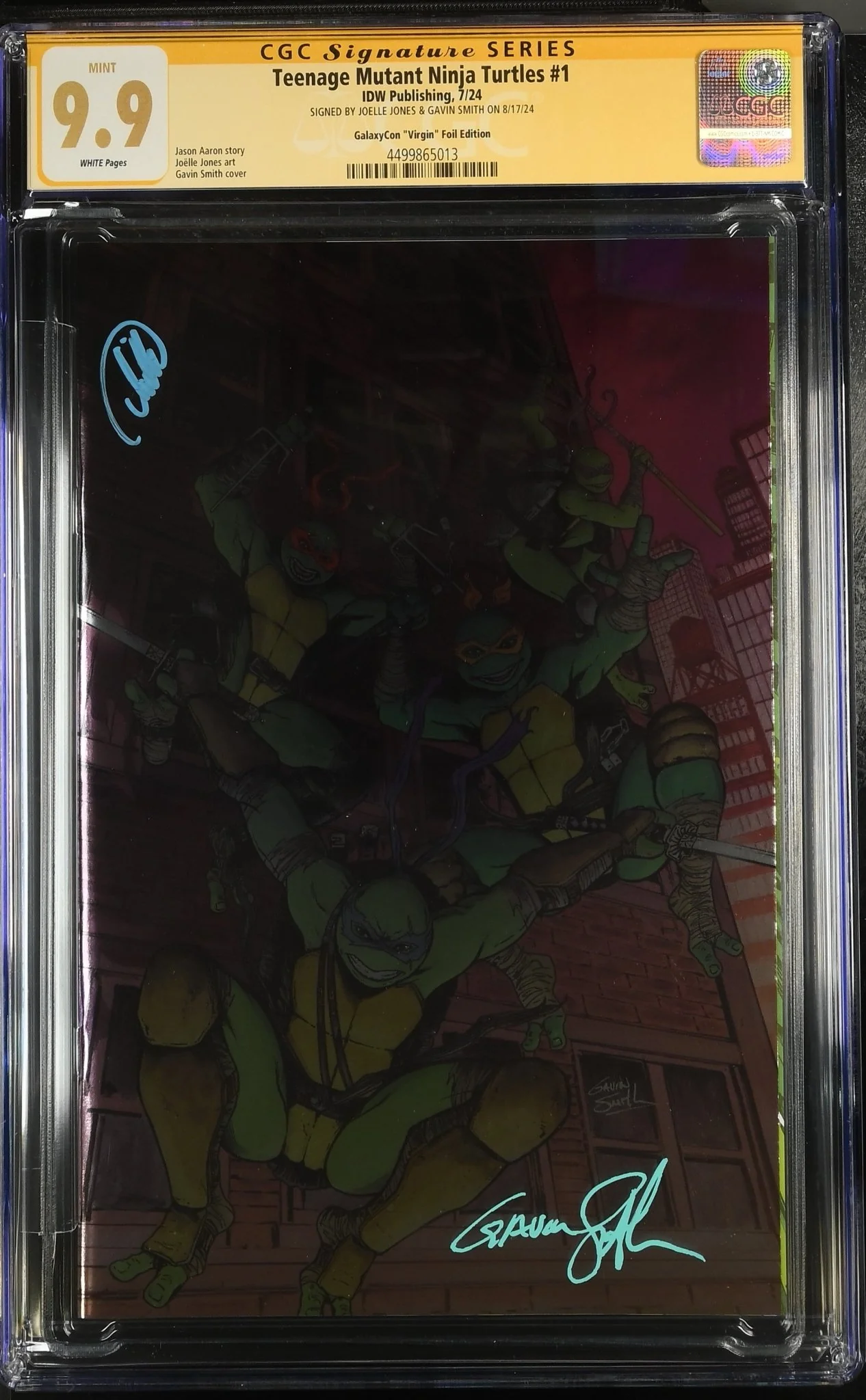 Teenage Mutant Ninja Turtles 2024 #1 Foil GalaxyCon Exclusive CGC Signature Series 9.9 x2 Joelle Jones, Gavin Smith - Image 2